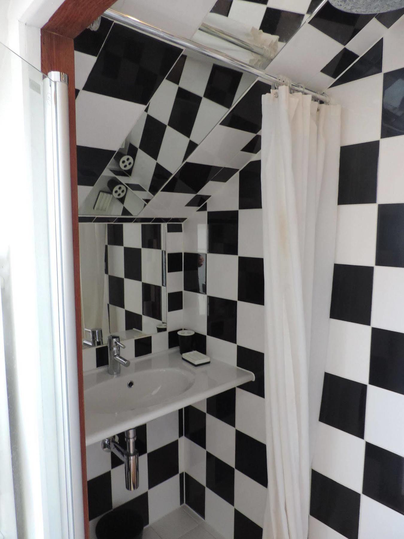 B&B Maison Az Saint-Gilles Екстер'єр фото