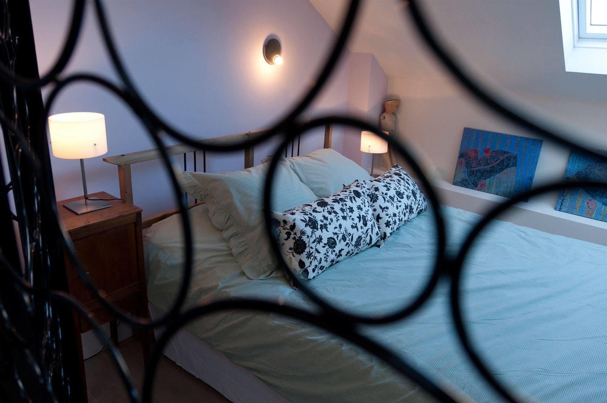 B&B Maison Az Saint-Gilles Екстер'єр фото